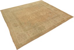 Corner detail of 1920s Oushak rug showing border pattern and Wool pile