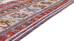 Central medallion detail of New Sumakh rug from Iran / Persia