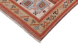 Backside of handmade 1980s Sumakh rug showing knot structure and weave density