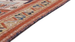 Central medallion detail of 1980s Sumakh rug from Iran / Persia