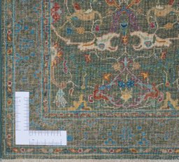 Corner detail of New Farahan rug showing border pattern and Wool pile