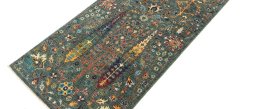 Backside of handmade New Haj-jalili rug showing knot structure and weave density