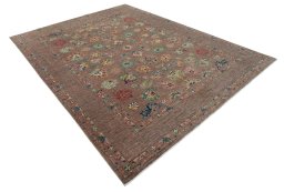 Corner detail of New Farahan rug showing border pattern and Wool pile