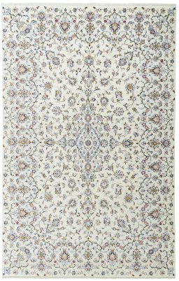 Full view of New Kashan rug from Iran / Persia, 305 × 194 cm in Beige tones