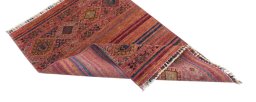 Central medallion detail of New Samarkand rug from Pakistan