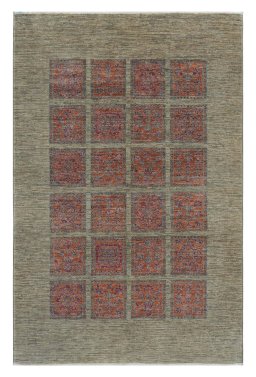 Full view of New Farahan rug from Pakistan, 176 × 118 cm in Beige tones