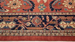 Close-up detail of New Farahan rug from Iran / Persia showing Wool weave