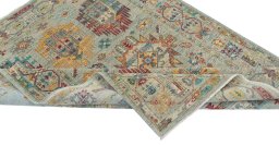 Central medallion detail of New Farahan rug from Pakistan