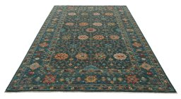 Surface texture of New Farahan rug with natural Wool and intricate pattern