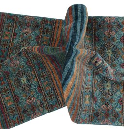 Full view of New Samarkand rug from Pakistan, 132 × 82 cm in Multi Color tones