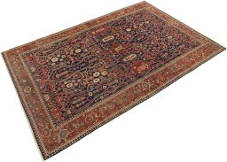 Corner detail of 1900s Farahan rug showing border pattern and Wool pile