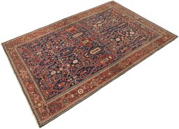 Close-up detail of 1900s Farahan rug from Iran / Persia showing Wool weave