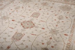 Close-up detail of New Farahan rug from Pakistan showing Wool weave