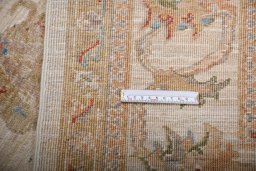 Close-up detail of New Farahan rug from Pakistan showing Wool weave