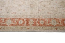 Close-up detail of New Farahan rug from Pakistan showing Wool weave
