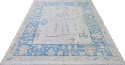 Close-up detail of New Farahan rug from Pakistan showing Wool weave
