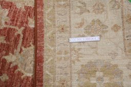 Close-up detail of New Farahan rug from Pakistan showing Wool weave