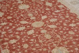 Central medallion detail of New Farahan rug from Pakistan