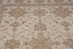 Close-up detail of New Farahan rug from Pakistan showing Wool weave