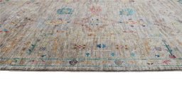 Close-up detail of New Farahan rug from Pakistan showing Wool weave