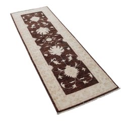 Close-up detail of New Farahan rug from Pakistan showing Wool weave