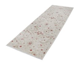 Corner detail of New Farahan rug showing border pattern and Wool pile