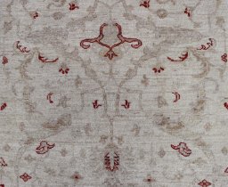 Central medallion detail of New Farahan rug from Pakistan
