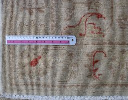 Central medallion detail of New Farahan rug from Pakistan