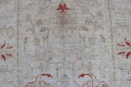 Close-up detail of New Farahan rug from Pakistan showing Wool weave