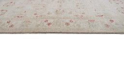 Close-up detail of New Farahan rug from Pakistan showing Wool weave