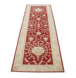 Surface texture of New Farahan rug with natural Wool and intricate pattern