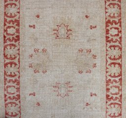 Central medallion detail of New Farahan rug from Pakistan
