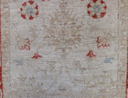 Close-up detail of New Farahan rug from Pakistan showing Wool weave