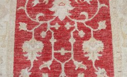 Close-up detail of New Farahan rug from Pakistan showing Wool weave