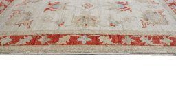 Close-up detail of New Farahan rug from Pakistan showing Wool weave