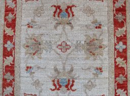 Central medallion detail of New Farahan rug from Pakistan