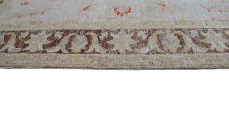 Close-up detail of New Farahan rug from Pakistan showing Wool weave