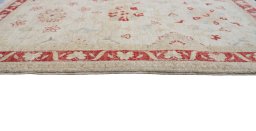 Close-up detail of New Farahan rug from Pakistan showing Wool weave