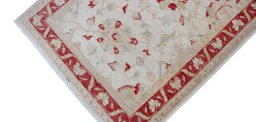 Full view of New Farahan rug from Pakistan, 116 × 77 cm in Beige tones