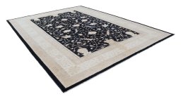 Close-up detail of New Farahan rug from Pakistan showing Wool weave