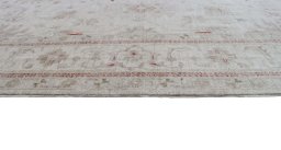 Close-up detail of New Farahan rug from Pakistan showing Wool weave