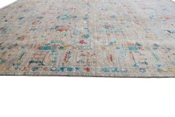 Close-up detail of New Farahan rug from Pakistan showing Wool weave