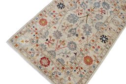 Full view of New Farahan rug from Pakistan, 125 × 79 cm in Beige tones