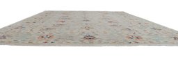 Corner detail of New Farahan rug showing border pattern and Wool pile