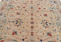 Close-up detail of New Farahan rug from Pakistan showing Wool weave