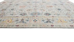 Close-up detail of New Farahan rug from Pakistan showing Wool weave