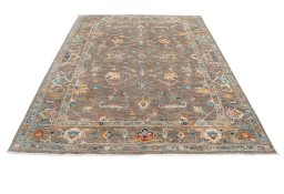 Surface texture of New Farahan rug with natural Wool and intricate pattern