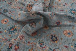 Close-up detail of New Farahan rug from Pakistan showing Wool weave