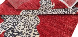 Close-up detail of New Farahan rug from Pakistan showing Wool weave
