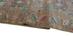 Close-up detail of New Farahan rug from Pakistan showing Wool weave